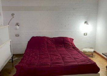 Camera da letto - Three-room apartment via Antonio Serra, 24, Roma - photo 20