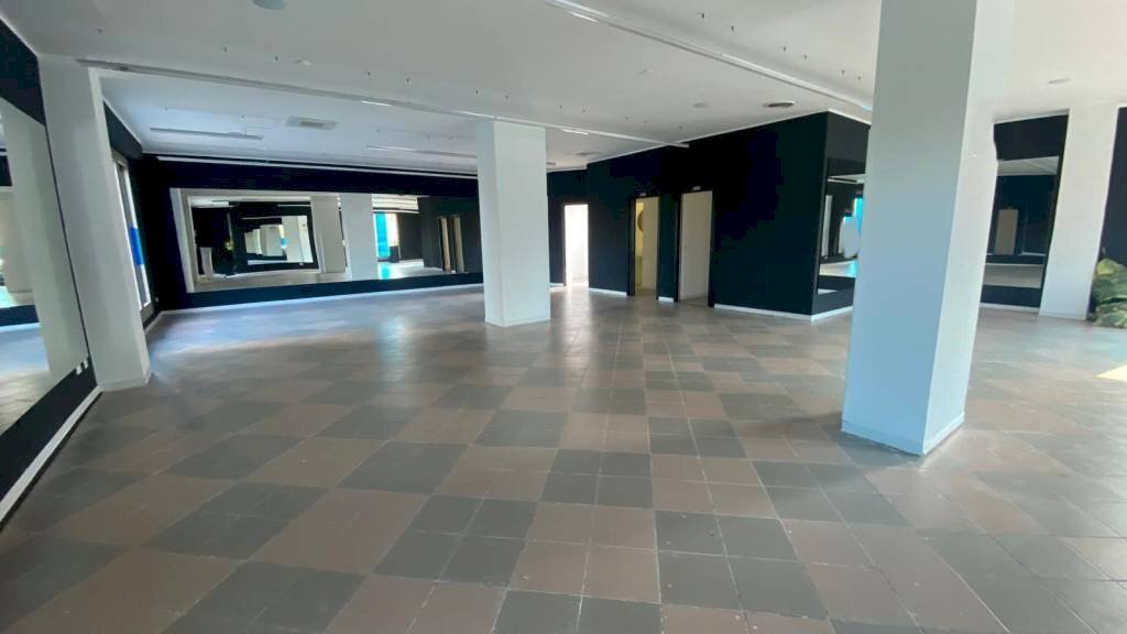 Interno non residenziale - Negozio via Capri, Carini - foto 1