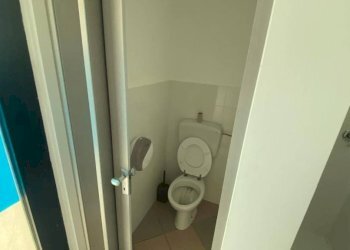 Bagno - Shop via Capri, Carini - photo 2