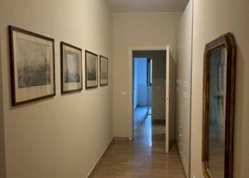 Corridoio - Three-room apartment via Edolo, 26, Milano - photo 22