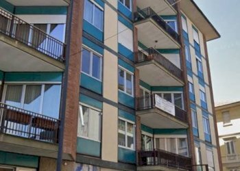 Facciata - Appartamento via Alcide De Gasperi, Asti - foto 2