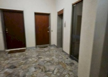 Interno palazzo - Appartamento via Alcide De Gasperi, Asti - foto 18