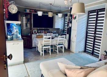 Salone - Trilocale via Fontana, 24, Dogliani - foto 1