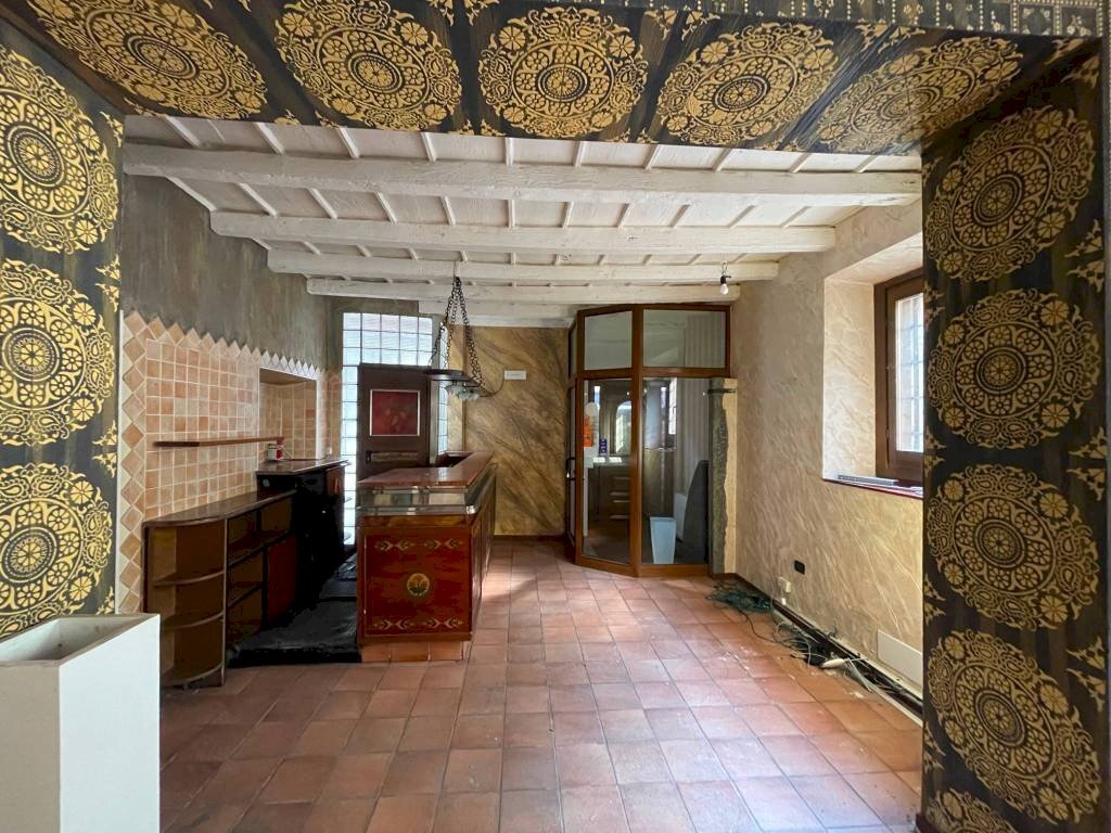 Interno non residenziale - Negozio via Abate d'Adda, 48, Arcore - foto 3