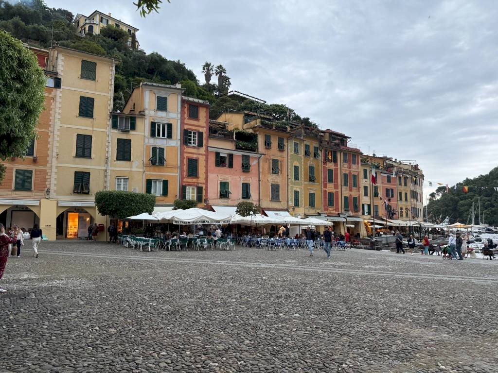 Facciata - Three-room apartment piazza Martiri dell'Olivetta, 35, Portofino - photo 1