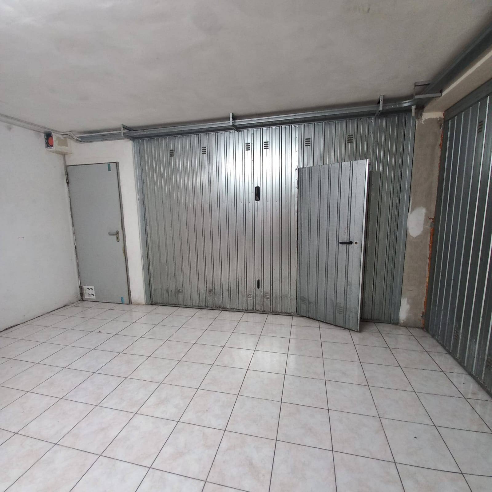 Foto 1 - Box Giovanni XXIII
 
10, Servigliano - foto 1