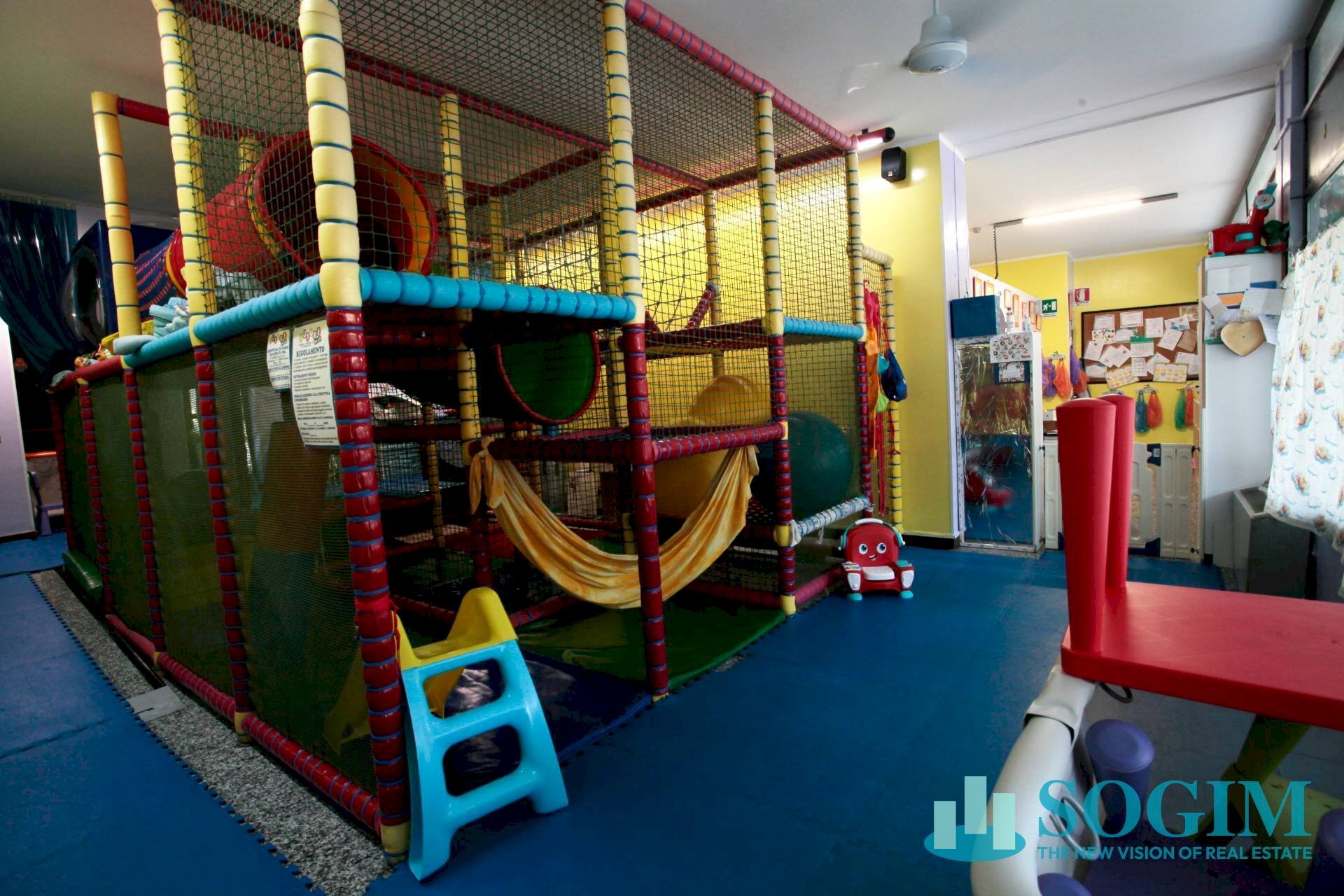 Foto 2 - Negozio via fratelli cervi
14, Peschiera Borromeo - foto 2