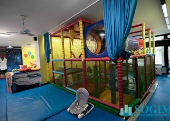 Foto 3 - Negozio via fratelli cervi
 
14, Peschiera Borromeo - foto 3