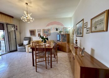 Sala da pranzo - Bilocale Cannobio - foto 14