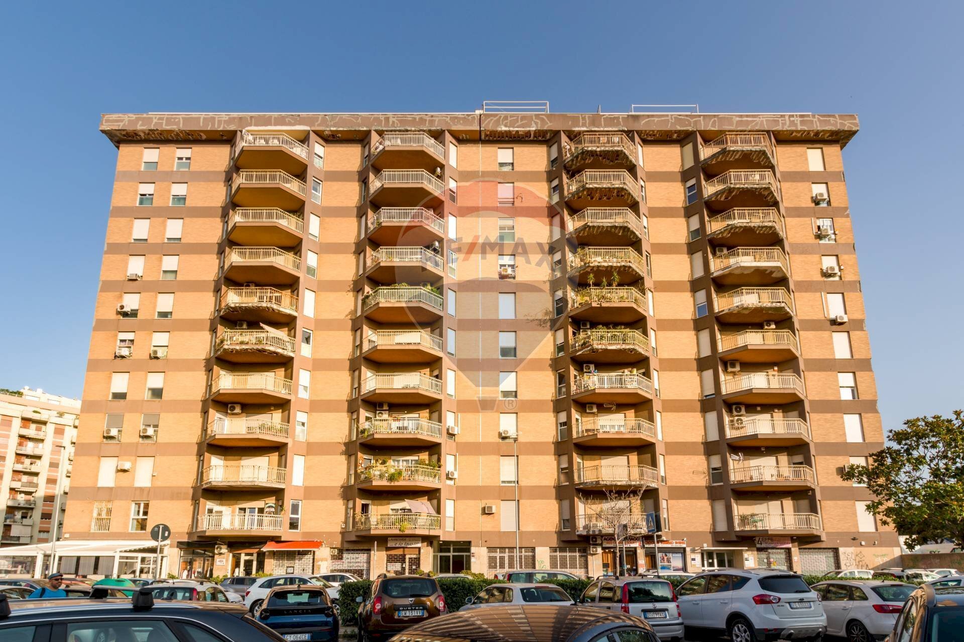 Prospetto principale - Quadrilocale Via Sardegna
 
66, Palermo - foto 1