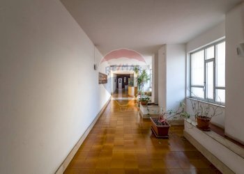 Androne condominiale - Quadrilocale Via Sardegna
 
66, Palermo - foto 6