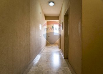 Pianerottolo - Quadrilocale Via Sardegna
 
66, Palermo - foto 15