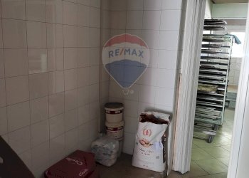 Lavanderia - Casa indipendente via baratta
 
72, Paterno - foto 33