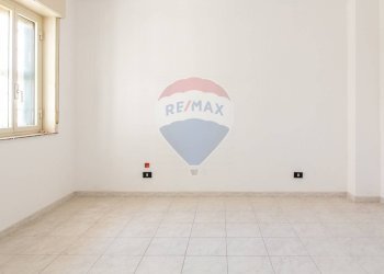 Stanza vuota - Trilocale Via Nazionale Guardia
 
55, Acireale - foto 20