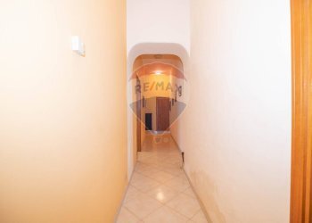 Hall / corridoio - Appartamento VIA LUIGI STURZO
 
111, Caltagirone - foto 9