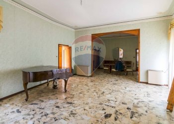 Stanza vuota - Casa indipendente Via Alcide de Gasperi
 
43, Militello in Val di Catania - foto 2