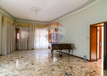 Stanza vuota - Casa indipendente Via Alcide de Gasperi
 
43, Militello in Val di Catania - foto 3