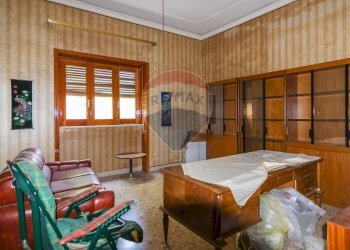 Camera / camera da letto - Casa indipendente Via Alcide de Gasperi
 
43, Militello in Val di Catania - foto 6