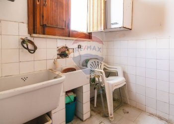 Lavanderia - Casa indipendente Via Alcide de Gasperi
 
43, Militello in Val di Catania - foto 10