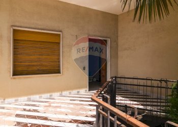 Terrazza - Casa indipendente Via Alcide de Gasperi
 
43, Militello in Val di Catania - foto 21