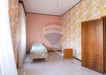 Camera / camera da letto - Casa indipendente Via Alcide de Gasperi
 
43, Militello in Val di Catania - foto 27