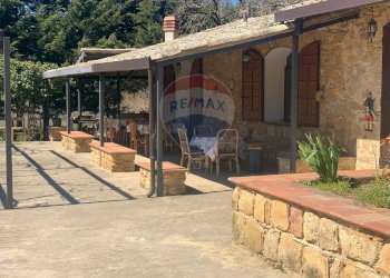 Casa all\'aperto - Terreno agricolo contrada leano, Piazza Armerina - foto 5