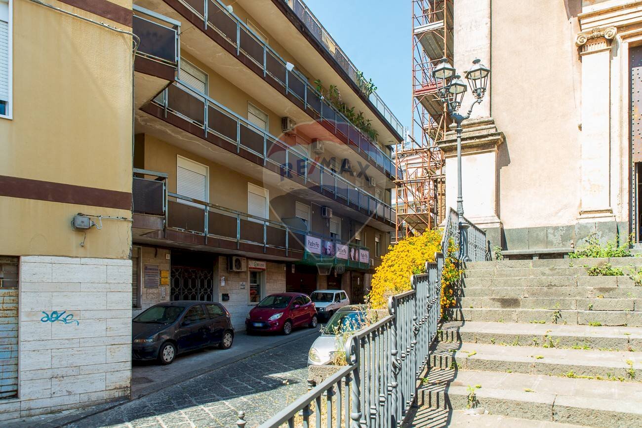 Edificio all\'aperto - Appartamento via madonna del rosario
 
13, Misterbianco - foto 2