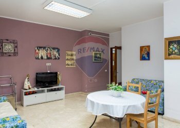 Sala da pranzo - Appartamento via madonna del rosario
 
13, Misterbianco - foto 15