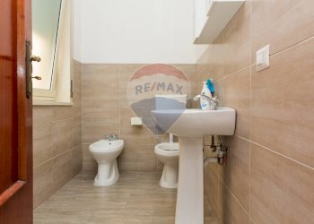 Bagno - Appartamento via madonna del rosario
 
13, Misterbianco - foto 29