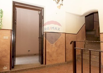 Ricezione / Lobby - Independent house Corso Umberto
 
64, Leonforte - photo 19