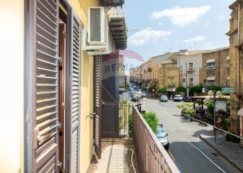 Balcone - Independent house Corso Umberto
 
64, Leonforte - photo 38