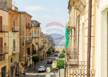 Edificio all\'aperto - Independent house Corso Umberto
 
64, Leonforte - photo 41