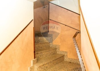 Scale - Independent house Corso Umberto
 
64, Leonforte - photo 47