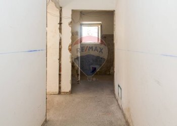 Hall / corridoio - Independent house Corso Umberto
 
64, Leonforte - photo 65