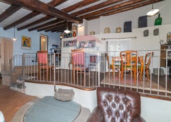 Sala da pranzo - Rustico Piedimonte Etneo - foto 8