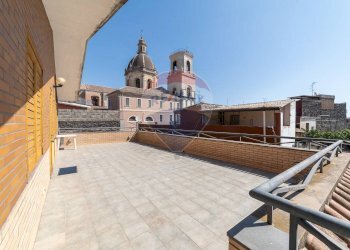 Terrazza - Trilocale via carcara
 
3, Aci Catena - foto 1