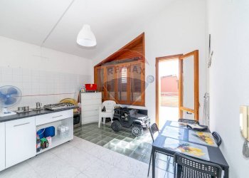 Cucina - Trilocale via carcara
 
3, Aci Catena - foto 15