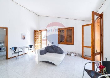 Soggiorno - Trilocale via carcara
 
3, Aci Catena - foto 16