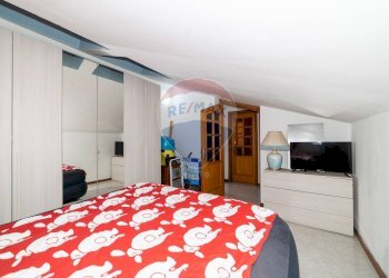 Camera / camera da letto - Trilocale via carcara
 
3, Aci Catena - foto 20