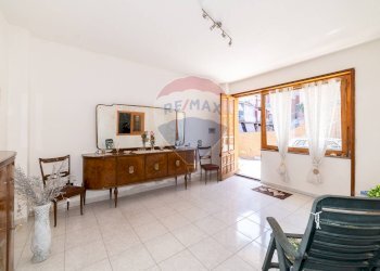 Soggiorno - Trilocale via carcara
 
3, Aci Catena - foto 2