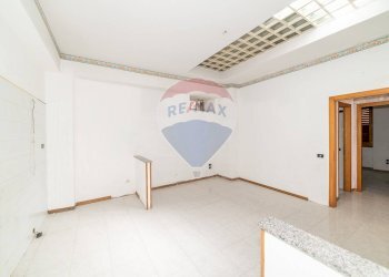 Stanza vuota - Trilocale via carcara
 
3, Aci Catena - foto 21