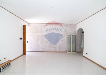 Stanza vuota - Trilocale via carcara
 
3, Aci Catena - foto 24