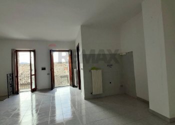 Stanza vuota - Appartamento via san leonardo
 
60, Guardia Perticara - foto 1