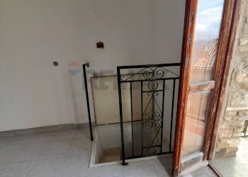 Stanza vuota - Appartamento via san leonardo
 
60, Guardia Perticara - foto 16