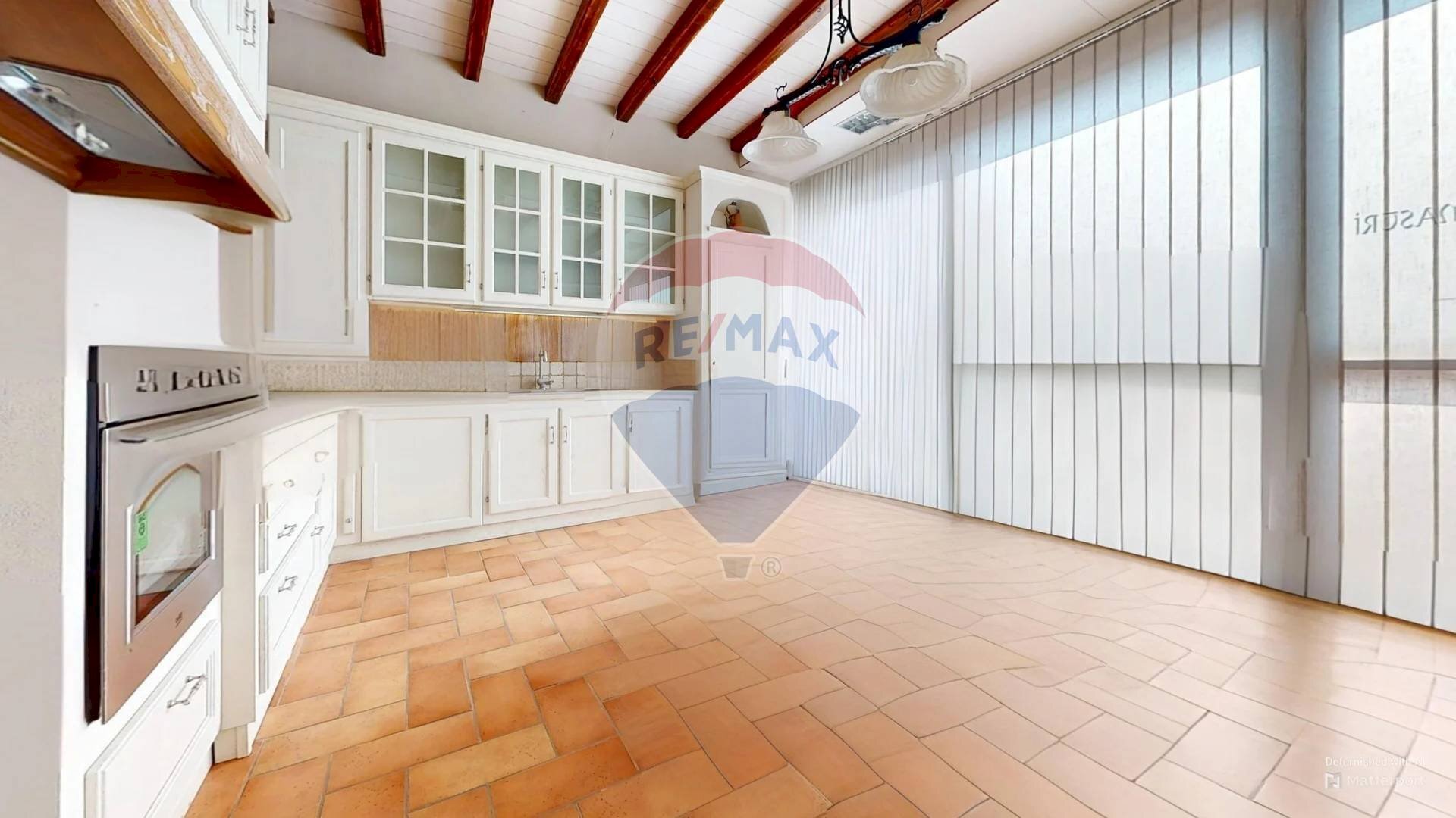 Cucina - Commercial Premises Via Arezzo
132, Foiano della Chiana - photo 2