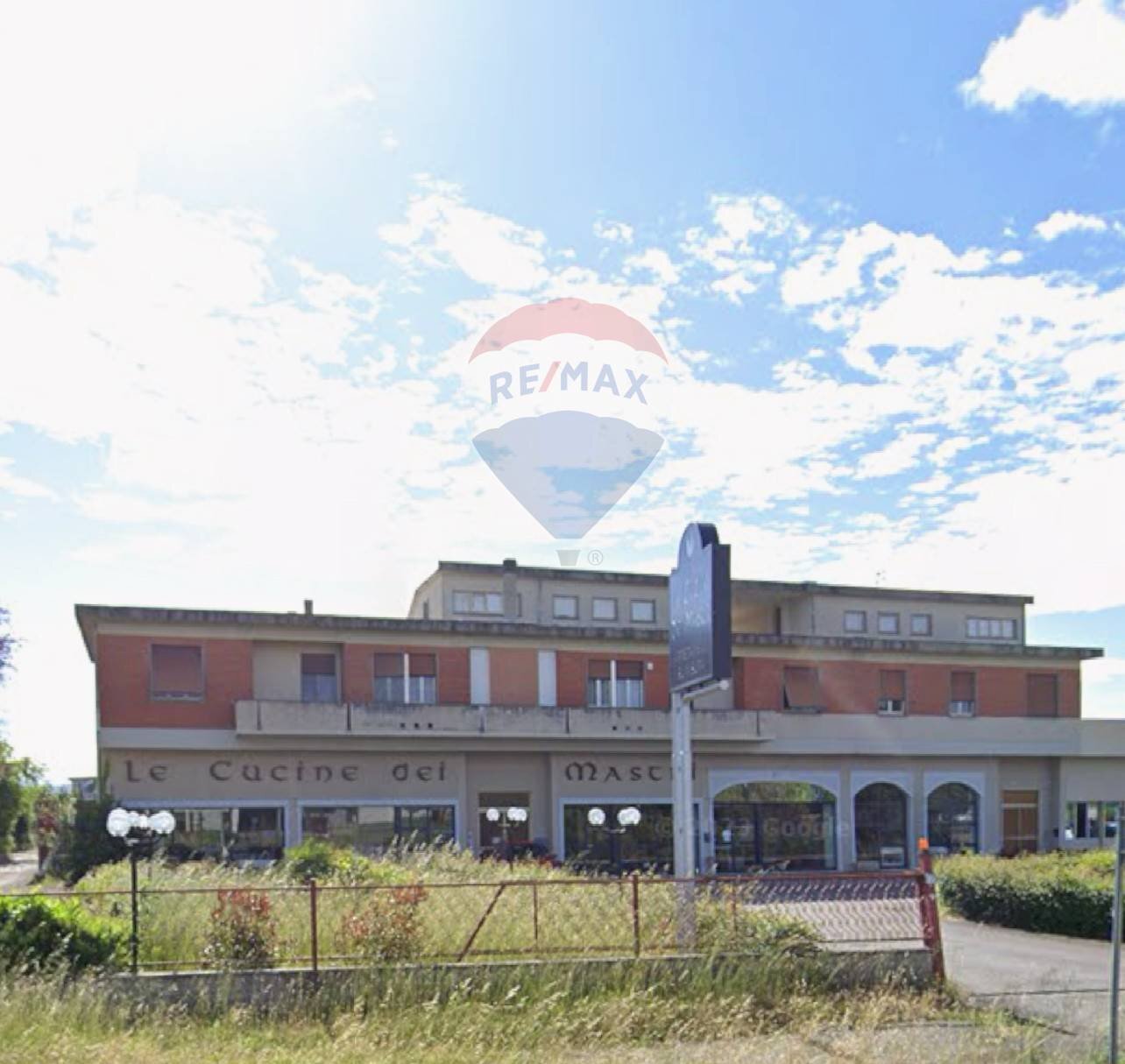 Edificio all\'aperto - Commercial Premises Via Arezzo
 
132, Foiano della Chiana - photo 1