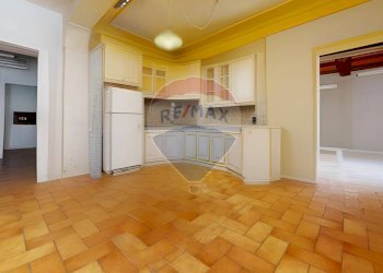 Cucina - Locale Commerciale Via Arezzo
132, Foiano della Chiana - foto 9