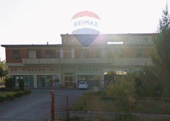 Edificio all\'aperto - Locale Commerciale Via Arezzo
132, Foiano della Chiana - foto 1