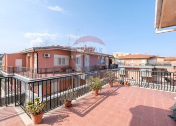 Terrazza - Attico Via del Canalicchio
 
9, Tremestieri Etneo - foto 47