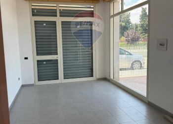 Stanza vuota - Laboratorio Via Manfredonia
 
19, Foggia - foto 4